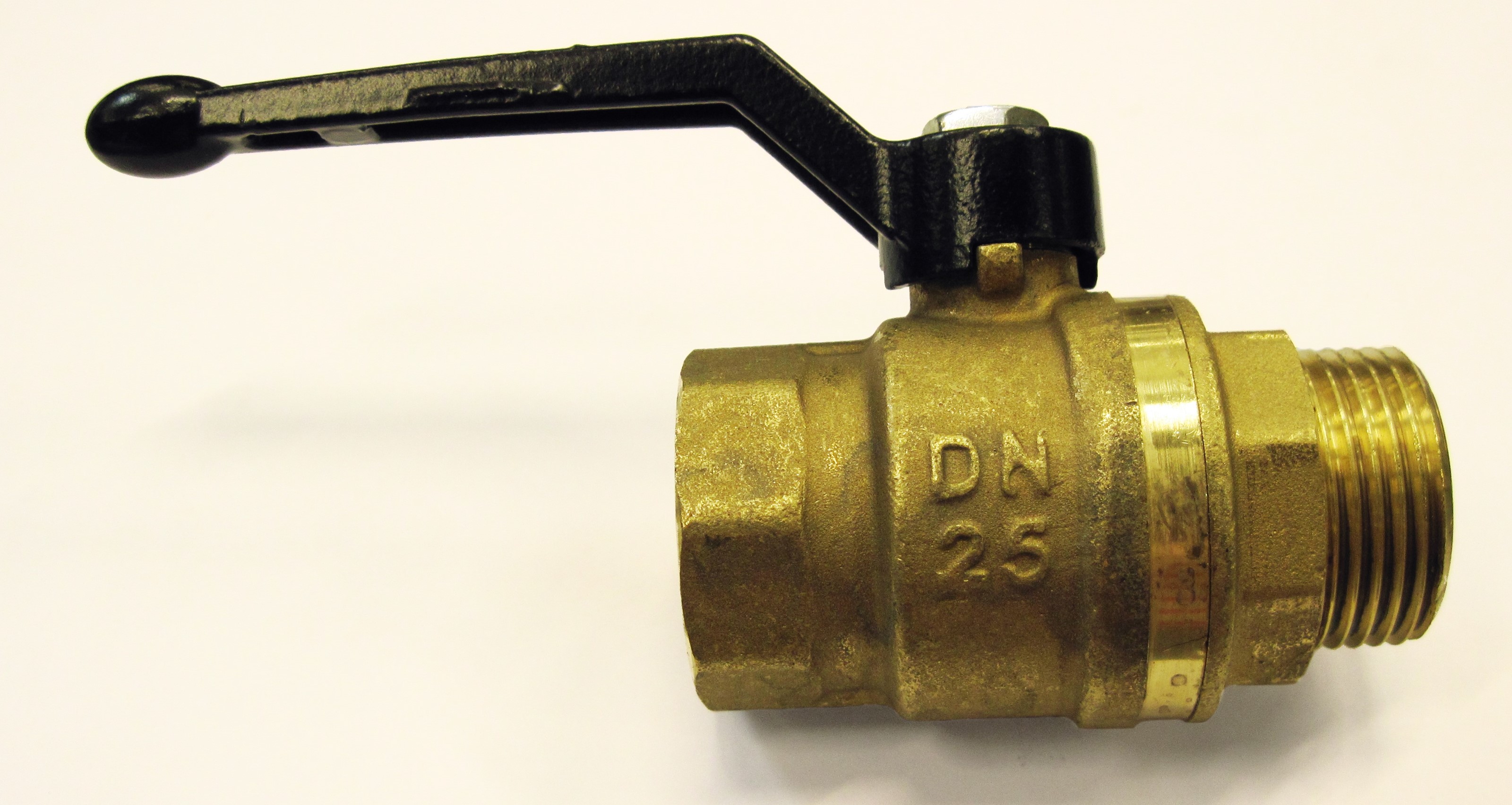 Kuleventil inn/ut med Hendel 1"