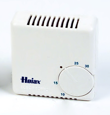 *Romtermostat trådstyrt (24V)